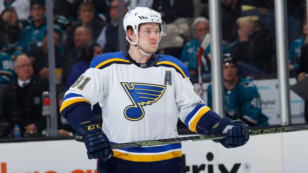 vladimir-tarasenko-injury-shoulder-blues-practice.jpg